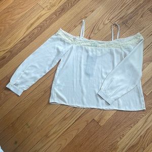 Women’s cream blouse